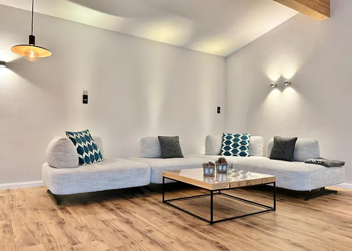 Snug 4 - Design Mit Garten Zentral, Ruhig, 400m Zum Ammersee بيت للعطل *