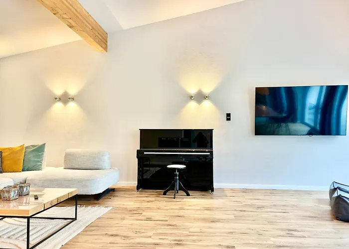 Snug 4 - Design Mit Garten Zentral, Ruhig, 400m Zum Ammersee بيت للعطل Dießen am Ammersee