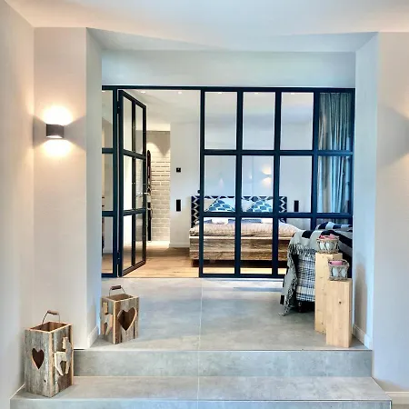 Snug Stays: Moderne Mit Garten Zentral Aber Ruhig 400m Zum Ammersee Diessen am Ammersee