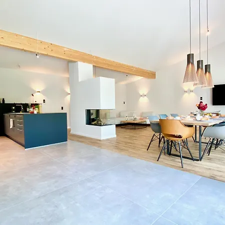 Snug Stays: Moderne Mit Garten Zentral Aber Ruhig 400m Zum Ammersee Diessen am Ammersee