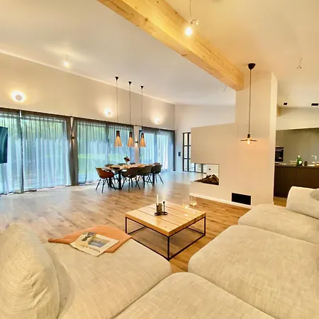 Snug Stays: Moderne Mit Garten Zentral Aber Ruhig 400m Zum Ammersee Holiday home